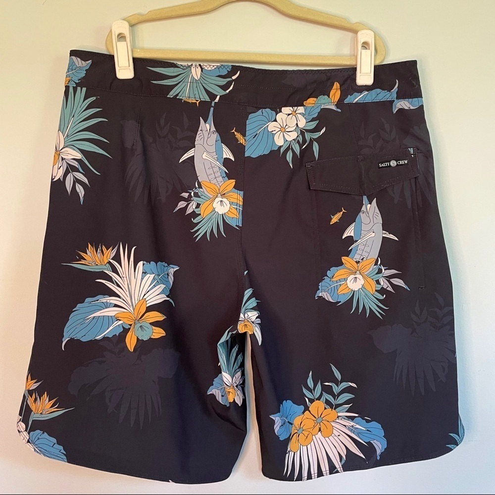NWOT Salty Crew Men’s Sz 34” waist board shorts beach surf swim trunks - Picture 3 of 10